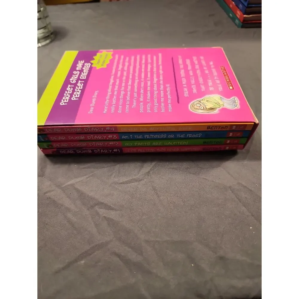Dear Dumb Diary Box Set 1-4